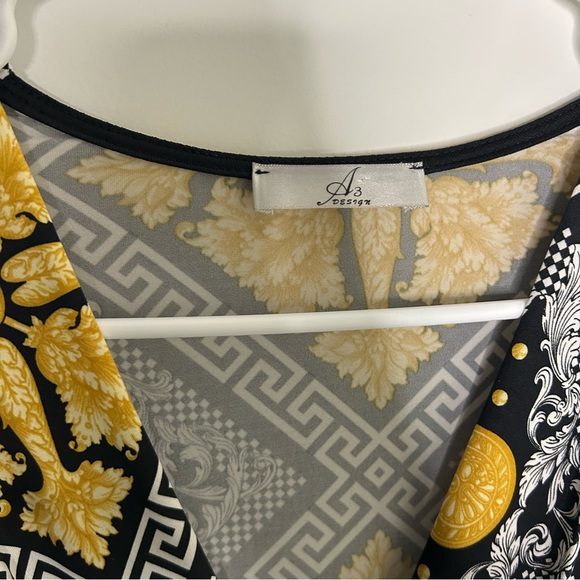 A3 Design | black, white, gold long sleeve bodysuit | medium - Picture 4 of 6